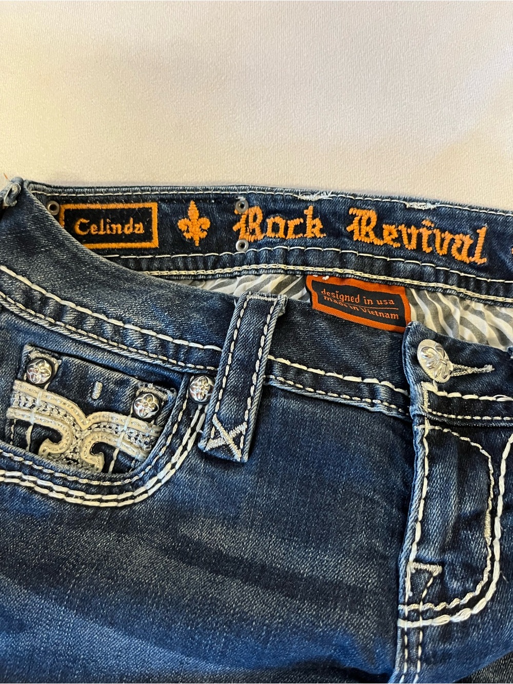 Rock Revival Celinda Skinny Jeans 24 Blue Fleur de Lis Embellished Stretch - Picture 3 of 10